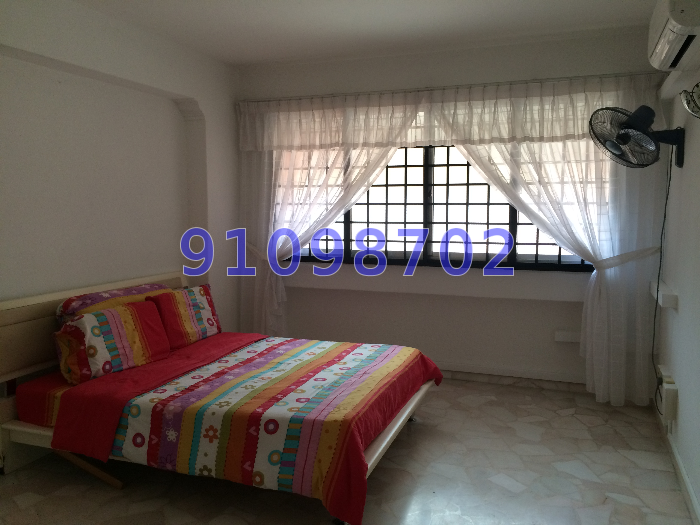 Hougang Avenue 8 thumbnail photo